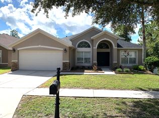 8201 Myrtle Point Way, Tampa, FL 33647
