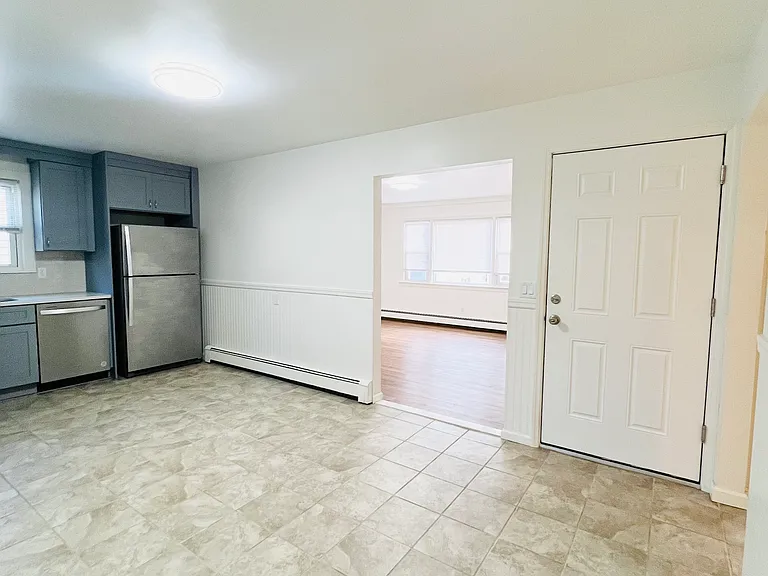 76 Front St #2 — Photo 7