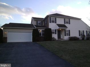 101 Sutherland Rd, Lancaster, PA 17603
