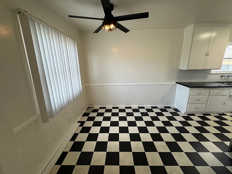 1736 S Robertson Blvd #5 — Photo 16