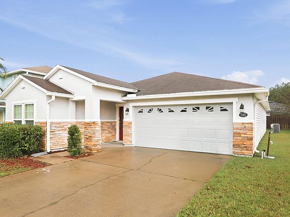 3rd image of 76802 Timbercreek Blvd
