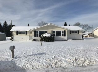 39 N Smith St, Gwinn, MI 49841