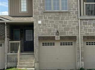 56 Meadowridge St, Kitchener, ON N2P 0E2