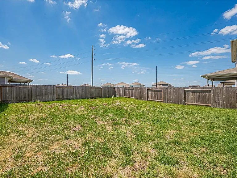 17711 Vernonia Ln — Photo 35