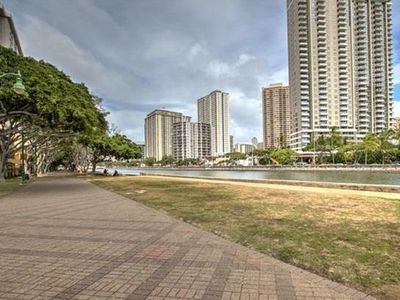419 Atkinson Dr APT 301, Honolulu, HI, 96814