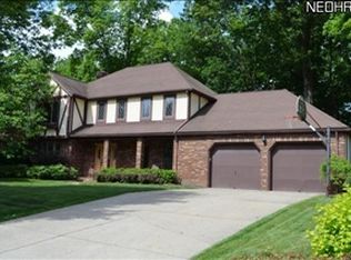 434 Forest Ln, Wadsworth, OH 44281