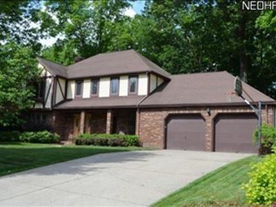 434 Forest Ln, Wadsworth, OH, 44281