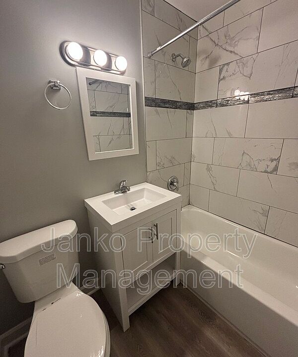 2nd image of 3331 Commercial Ave #22