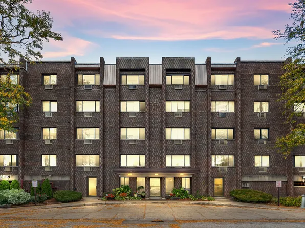 4624 N Commons Dr Unit 405E, Chicago, IL 60656