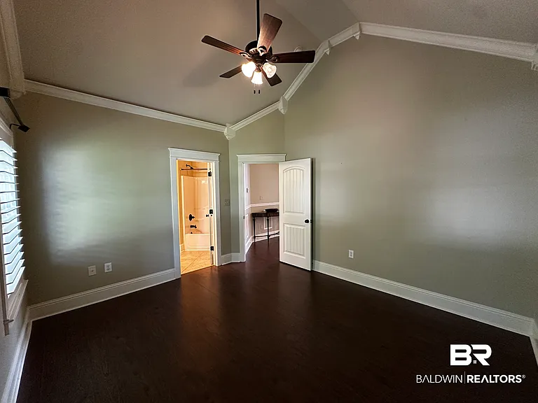 814 Darrah St — Photo 19