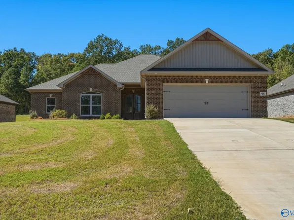 95 Hawthorn Way, Trinity, AL 35673