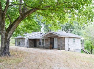 147 Davis Rd, Livingston, TN 38570