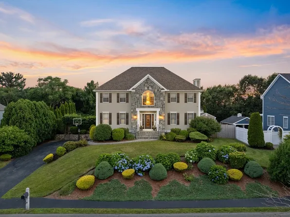 23 Birch Pond Dr, Saugus, MA 01906