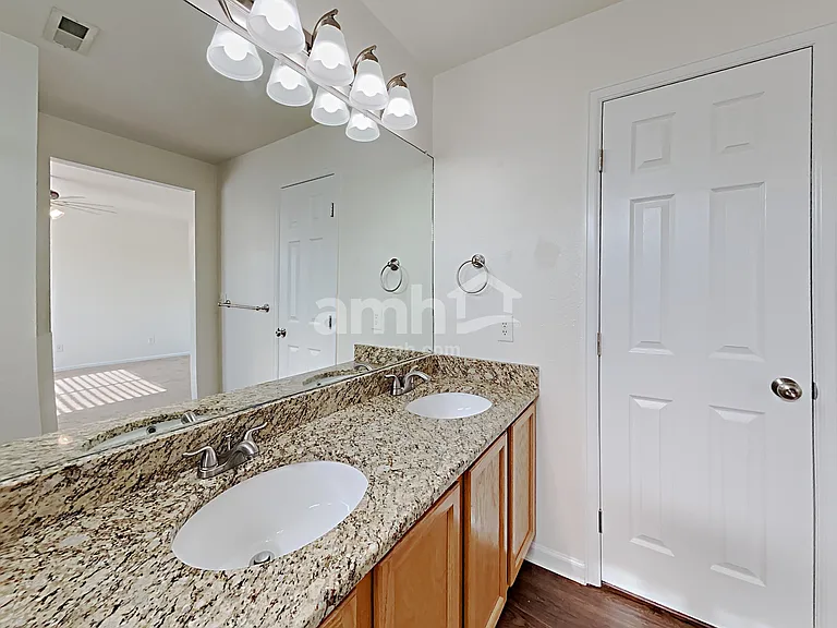 1182 S Fultondale Cir — Photo 11