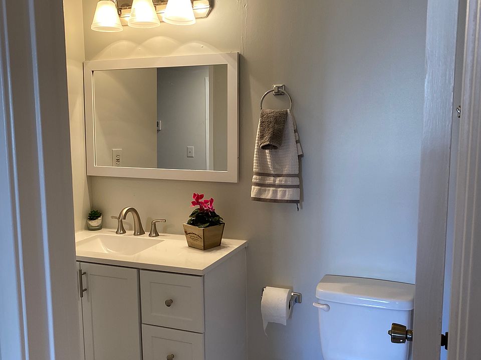 1st image of 18228 Swiss Cir APT 2