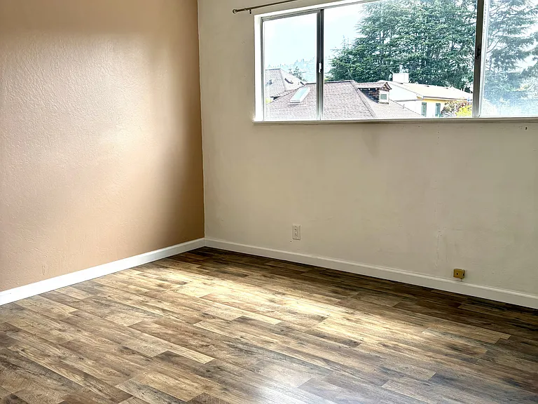1721 Berkeley Way #4 — Photo 13
