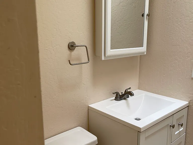 922 N Pueblo Dr #1 — Photo 6