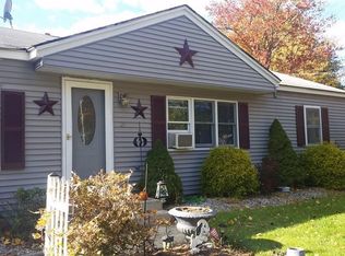 23 Birchwood Rd, Southwick, MA 01077