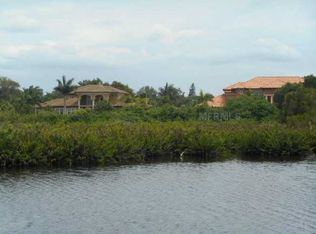 1021 Gulf Rd, Tarpon Springs, FL 34689