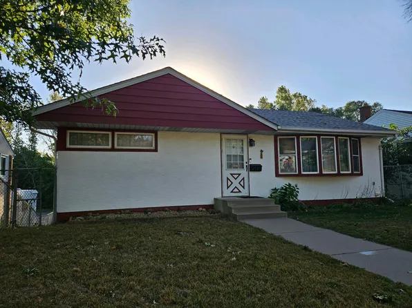 2190 Waukon Ave, Saint Paul, MN 55119