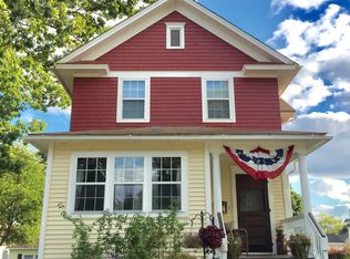 631 Forest Ave, Elgin, IL 60120