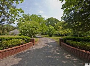 6 North Run, Cold Spring Harbor, NY 11724