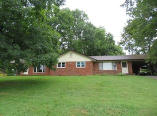 124 Hales Chapel Rd, Johnson City, TN 37615