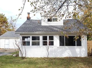 7551 Southland Rd, Mentor On The Lake, OH 44060