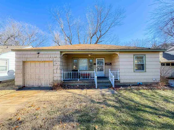 1021 N 2nd St, Ponca City, OK 74601