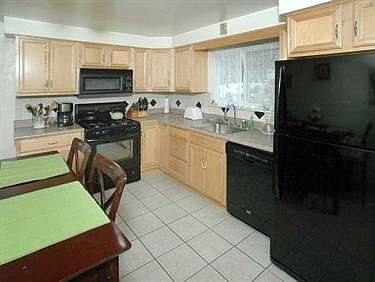 2nd image of 202 Woodlawn Dr