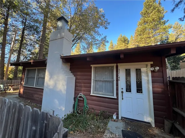 32146 Fern Dr, Running Springs, CA 92382