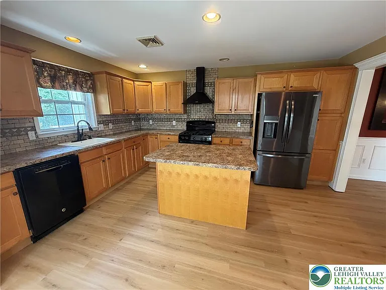 4157 Walter Rd — Photo 11