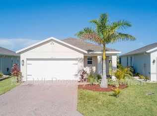 18517-1 Cronin Sand Ln, North Fort Myers, FL 33917