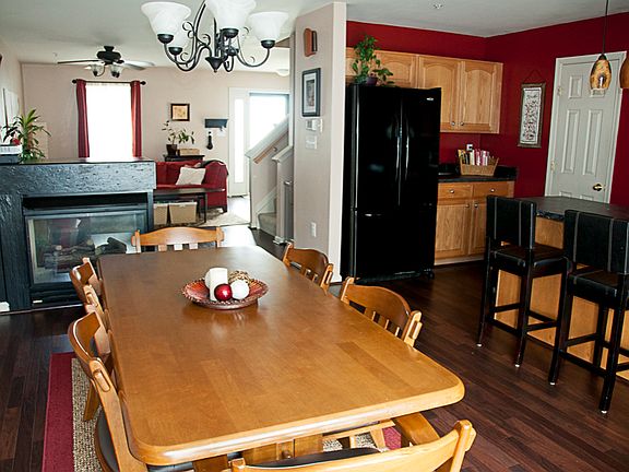 2nd image of 216 Goldsborough Dr