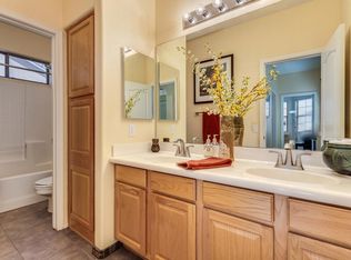 9064 E Hobart St, Mesa, AZ 85207