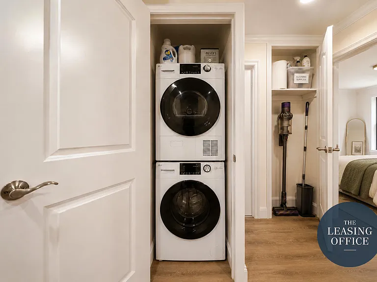 1154 1st Ave #4B — Photo 2