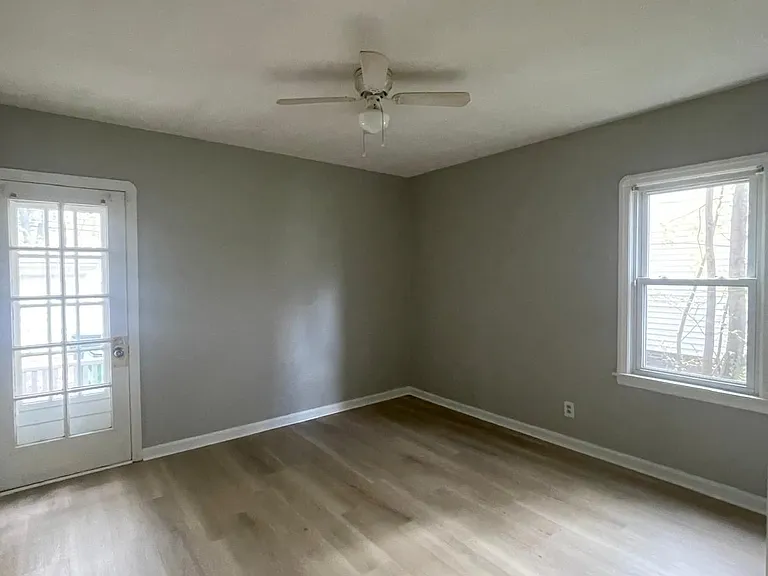 1537 Genesee Rd #1 — Photo 10