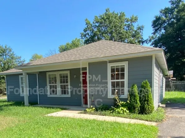 3966 Battlefield Dr, Memphis, TN 38128