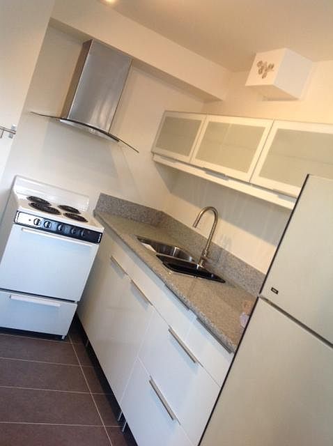 1st image of 1714 S Westgate Ave APT 4