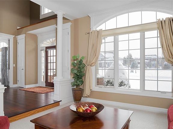 5th image of 8 Sandpiper Ct