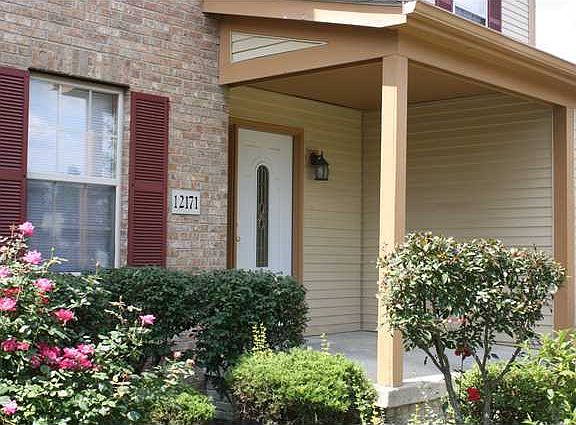 4th image of 12171 Derby Ct