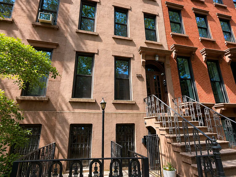 386 Sackett St #1 — Photo 2