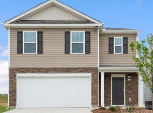 2212 Lilium Dr, Charlotte, NC 28216