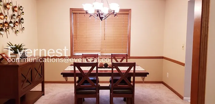 3 bed, 2.5 bath, 1780 sqft, $2,395 — Photo 4