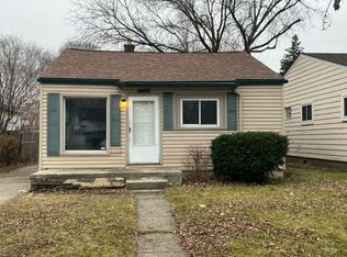 21020 Atlantic Ave, Warren, MI 48091