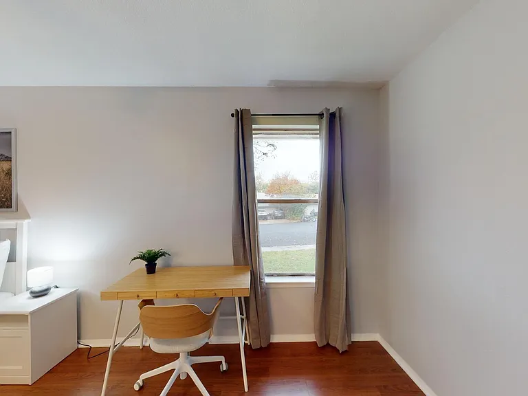 7611 Lunar Dr — Photo 17