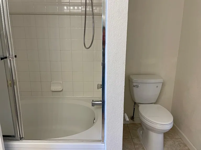 Master Bedroom New Chair Hight Toilet