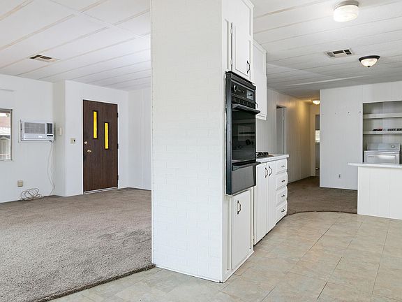 5th image of 1150 Ventura Blvd #29