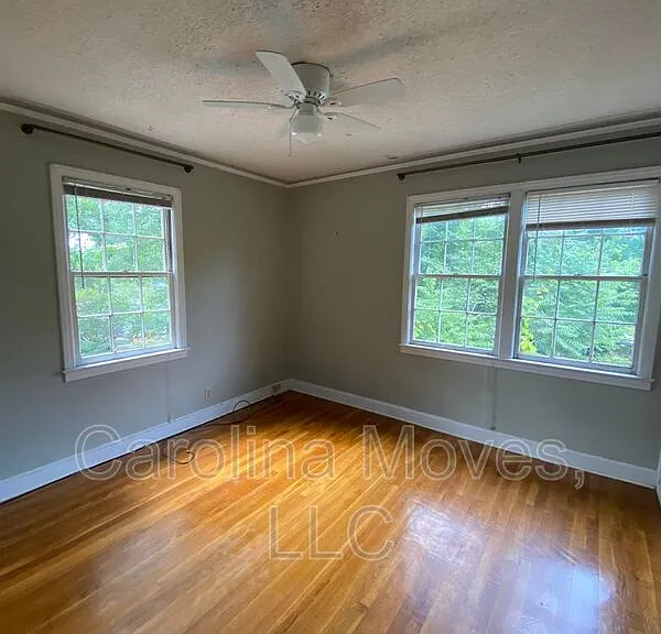 808 N Main St — Photo 11