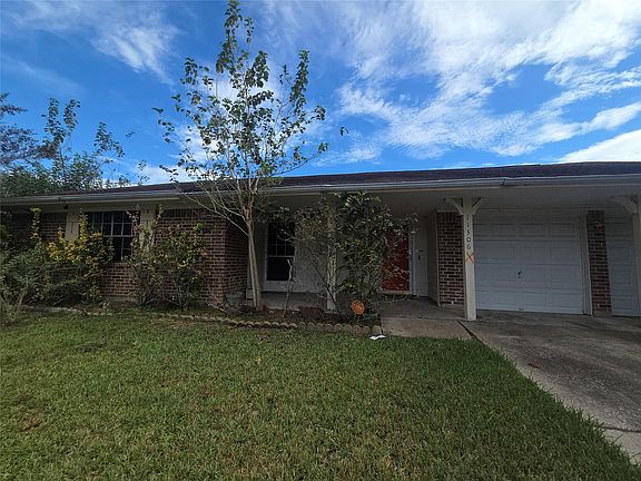 2nd image of 11306 Brook Meadow Cir
